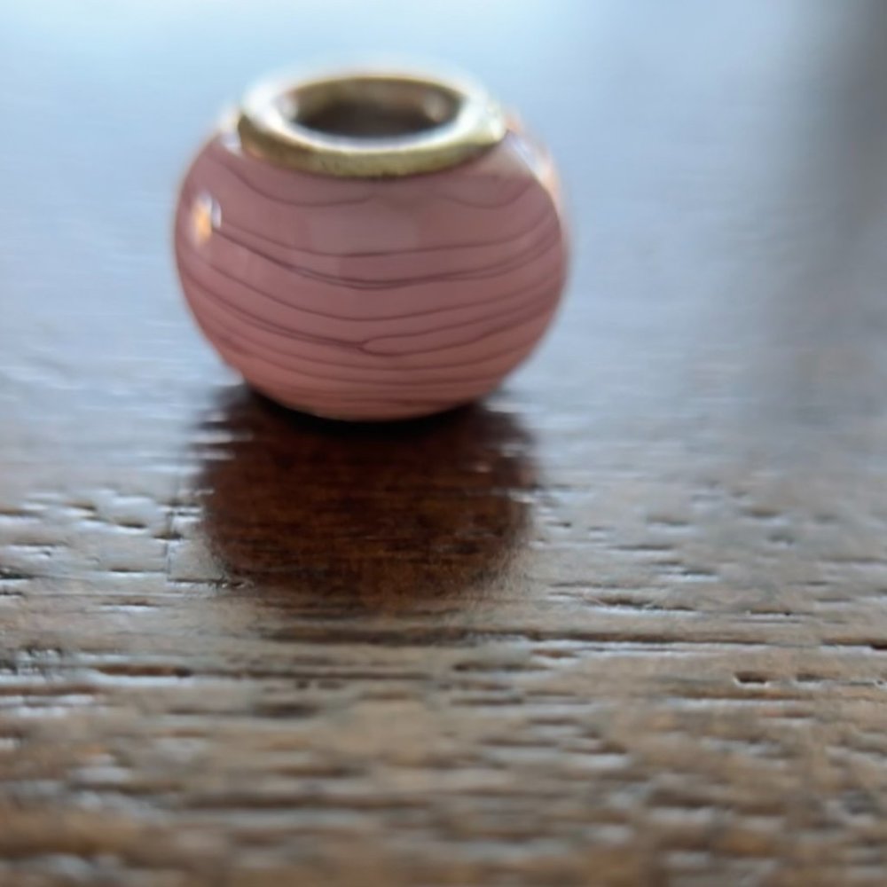 Pink Swirl Bead
